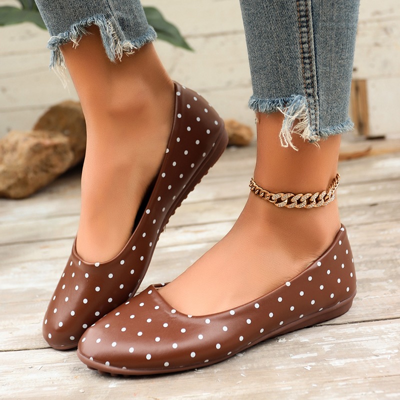 Bayan Beyaz Puantiyeli Yuvarla - Women'S Fashion Loafers incelemesi ve fiyatı