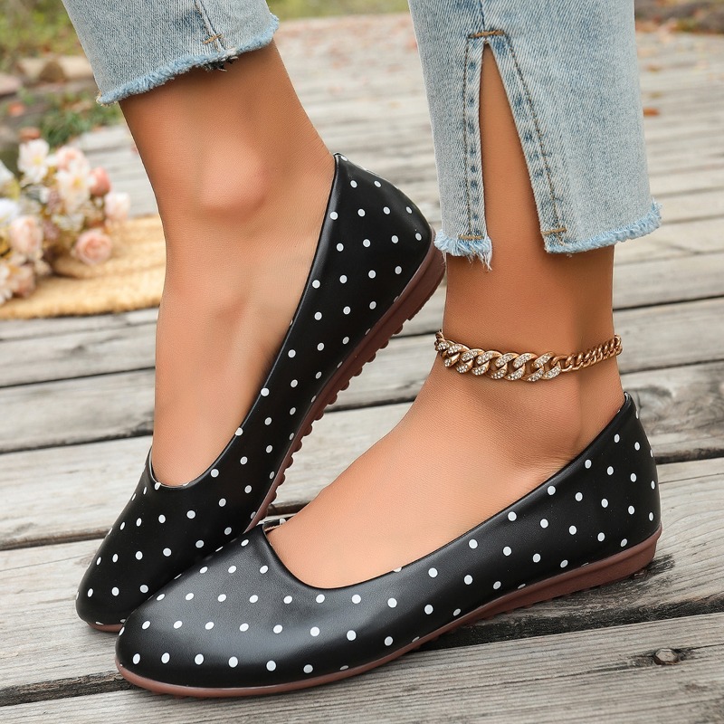 Bayan Beyaz Puantiyeli Yuvarla - Women'S Fashion Loafers incelemesi ve fiyatı